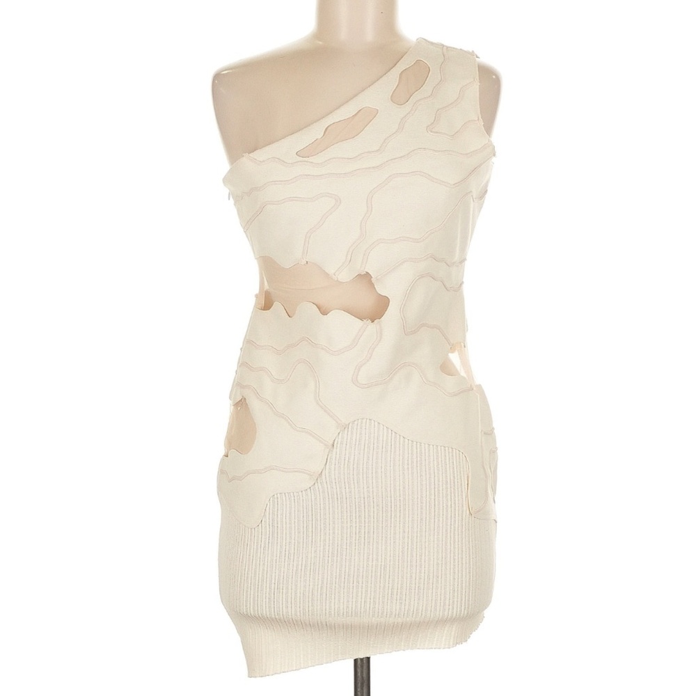 AROUND THE WORLD DRESS - AKIRA